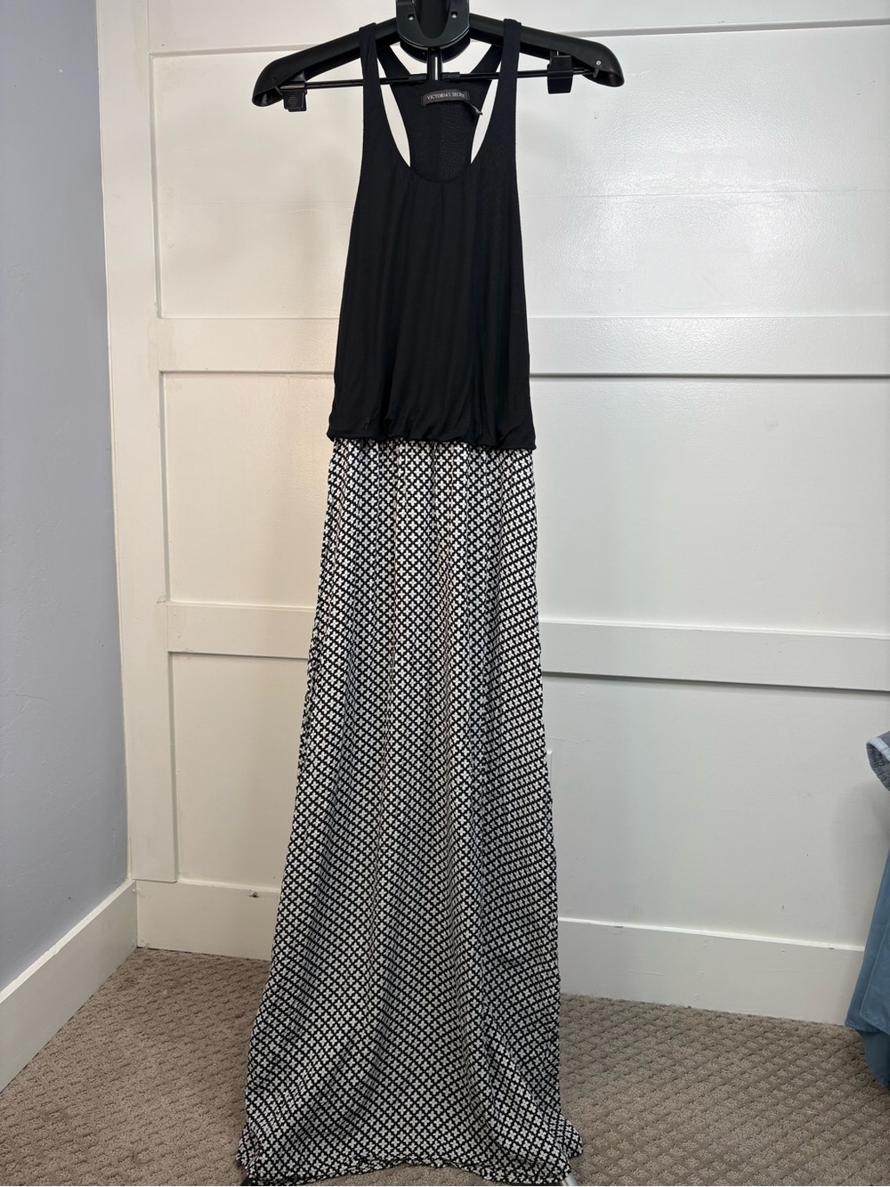 Victoria’s Secret Floral Maxi Dress Black White Sleeveless Size S 2013
